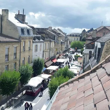 Adorable Petit Loft Clim Wifi Au Pied De La Cite Apartmán Sarlat-la-Canéda