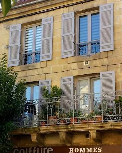 Adorable Petit Loft Clim Wifi Au Pied De La Cité Appartamento Sarlat