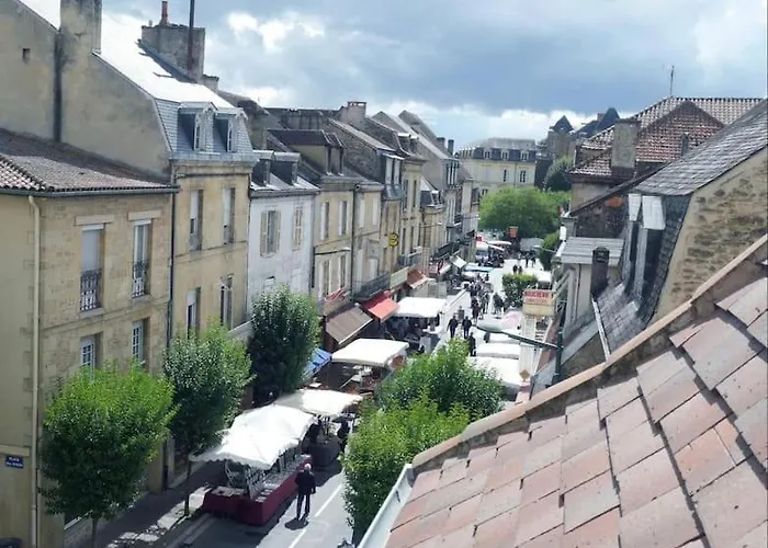 Adorable Petit Loft Clim Wifi Au Pied De La Cité Appartamento Sarlat